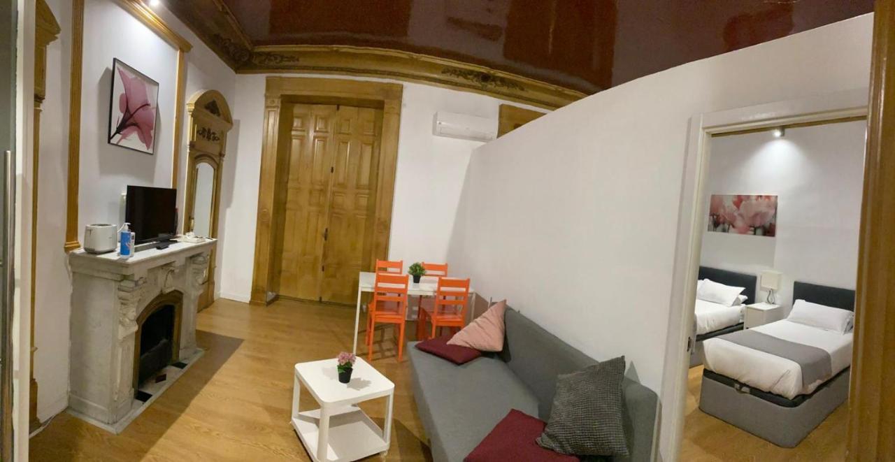 Guest house Opera Roost